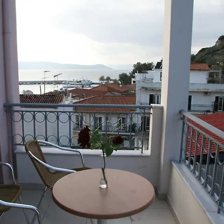 Aparthotel Karavos Aliveri